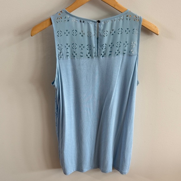 Light Blue Cut-Out Tank Top – Elegant & Stylish Everyday Wear 💙✨ - Picture 3 of 4